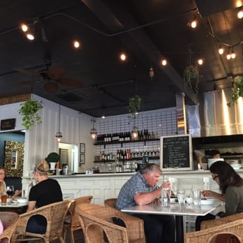 Araya's Place - Thai Near Me - Bellevue, Washington