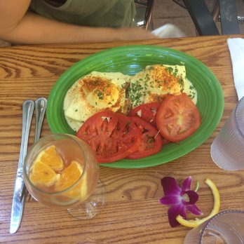 Tower Cafe - Eggs Benedict - Breakfast & Brunch Near Me - Sacramento, California Tower Cafe - Eggs Benedict - Breakfast & Brunch Near Me - Sacramento, California