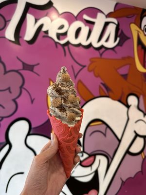 Treats Cereal Bar & Boba by null