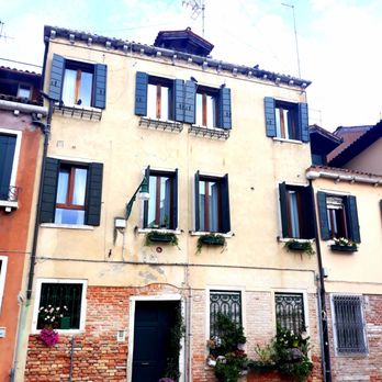 Casa Mimma - Casa Mimma building - Hotels & Travel Near Me - Venezia, VE