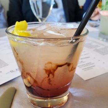 Baily's Old Town - Balsamic berry bramble cocktail. - New American Near Me - Temecula, California Baily's Old Town - Balsamic berry bramble cocktail. - New American Near Me - Temecula, California