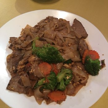 Blossom Bee - Beef Pad See Ew - Creperies Near Me - Dublin, California