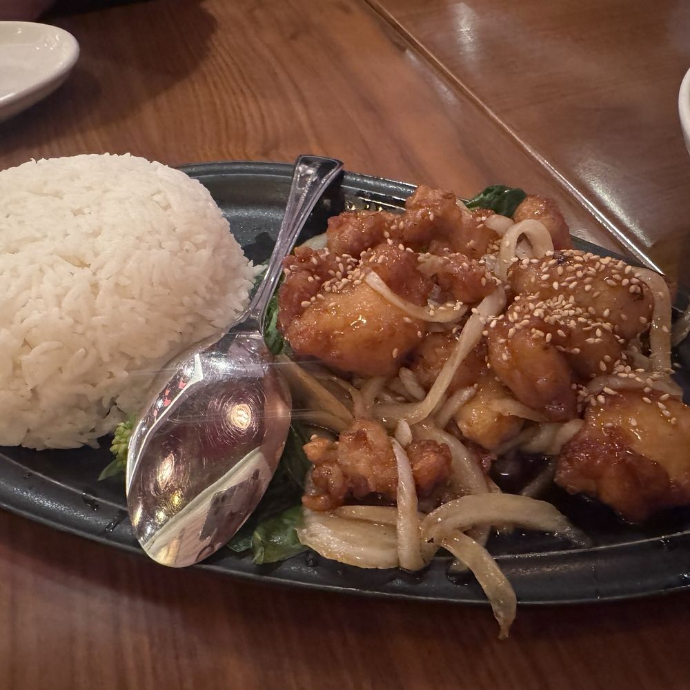 "Teriyaki rice plate" .. looks like sesame chicken though "Teriyaki rice plate" .. looks like sesame chicken though