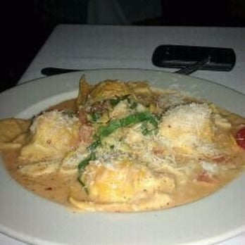 Il Gabbiano - Italian Near Me - Miami, Florida