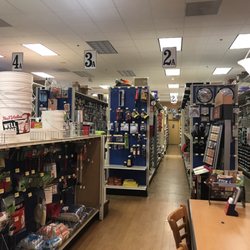 Berkeley Hardware & Paint - Wide selections