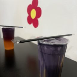 Ube foam coffee. And Butterfly Peach tea. Ube foam coffee. And Butterfly Peach tea.