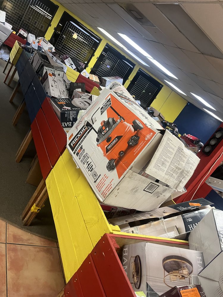 RRP LIQUIDATIONS 1198 S 4th Ave, Yuma, Arizona Wholesale Stores