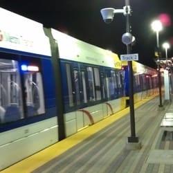 American Boulevard Metro Transit Station - Train in the station