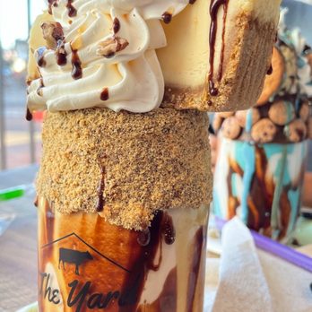 The Yard Milkshake Bar - Amazing sundae - Ice Cream & Frozen Yogurt Near Me - Phoenix, Arizona The Yard Milkshake Bar - Amazing sundae - Ice Cream & Frozen Yogurt Near Me - Phoenix, Arizona