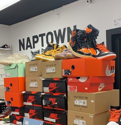 The Holidays Are Here! - The holidays are right around the corner! Come into our store today for your shoe and streetwear clothes!