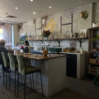 Hovey & Harrison - Inside - Cafes Near Me - Edwards, Colorado Hovey & Harrison - Inside - Cafes Near Me - Edwards, Colorado