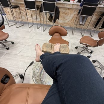 Gem Nail Bar - Nail Salons Near Me - Long Beach, California Gem Nail Bar - Nail Salons Near Me - Long Beach, California