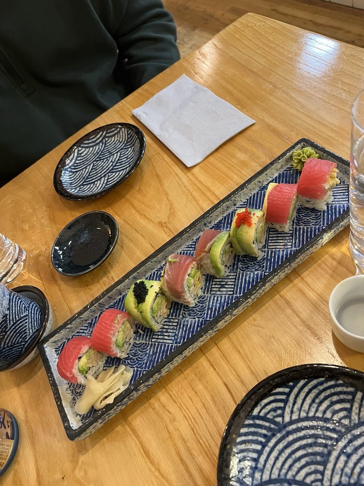 Food from Fugaku Sushi