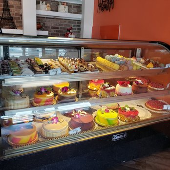 Lana's Dazzling Desserts - Desserts Near Me - Wheeling, Illinois