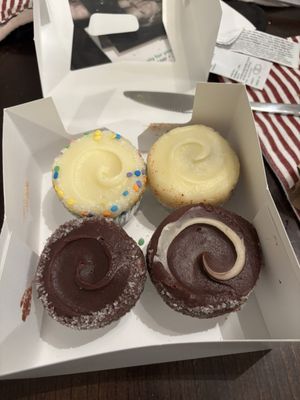 Ramona Susan's Bake Shop by null