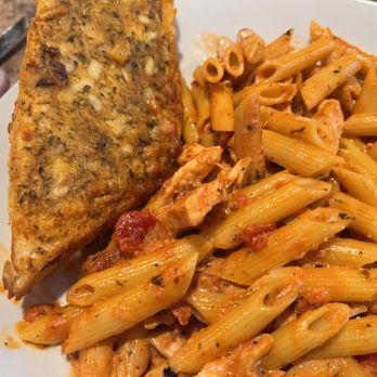 Panzarello's Restaurant - Italian Near Me - Upland, California