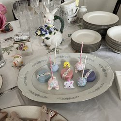 Pretty Lil Sweets - Easter cake pops