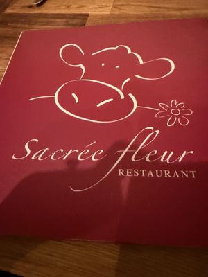 Sacrée Fleur Montmartre by null