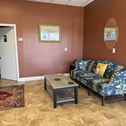 Reve Coffee and Books - The comfy couch area