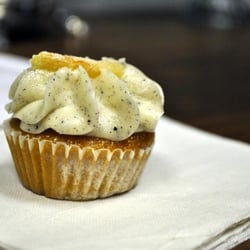 Santa Cruz Food Tour - Buttercup Cakes' Triple Orange Cupcake: Earl Grey Frosting on Blood Orange Cake. Cutest little mini cake ever.