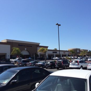 Pismo Beach Premium Outlets - Shopping Centers Near Me - Pismo Beach, California