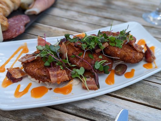 Shires' Rooftop by null