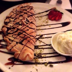 Pizza E Vino - Calzone with Banana, Nutella, walnuts & vanilla ice cream