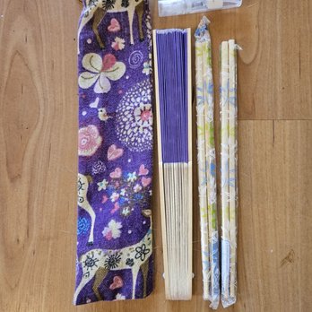 Mizmatched Star - Bon dance emergency kit with fan, chopsticks, hand sanitizer, and carrying pouch - Accessories Near Me Mizmatched Star - Bon dance emergency kit with fan, chopsticks, hand sanitizer, and carrying pouch - Accessories Near Me