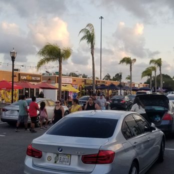 Krate At The Grove - Food Court Near Me - Wesley Chapel, Florida