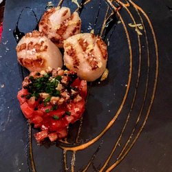 Casco Viejo - Grilled scallops