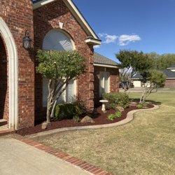 Mountain Movers Landscape Fence & Tree - Fb