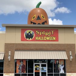 Spirit Halloween - Spirit Halloween store on Austin Highway in Alamo Heights