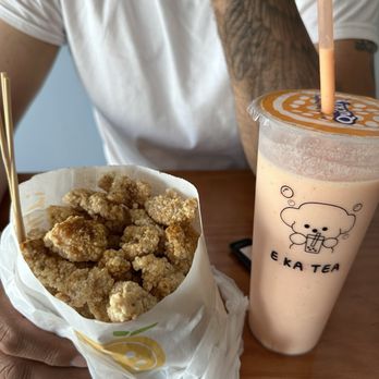 E Ka Tea - Mild spicy popcorn chicken - Bubble Tea Near Me - Sacramento, California