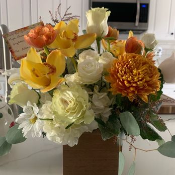 Flower By Helen - Florists Near Me - Chino Hills, California
