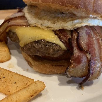 Parkstone Wood Kitchen - Spicy Bacon and Egg Burger - New American Near Me - Portland, Oregon