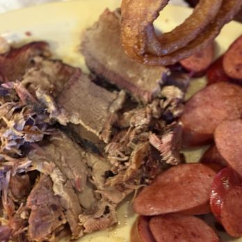 Picker's BBQ - Shredded Ribs, brisket, and smoked links - Barbeque Near Me - Stringtown, Oklahoma