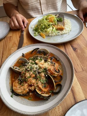 Dotty's Kitchen & Raw Bar by null
