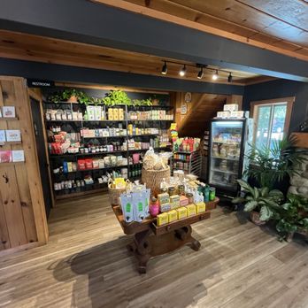 Raven Hill Bagels - Inside mini market - Bagels Near Me - Idyllwild-Pine Cove, California Raven Hill Bagels - Inside mini market - Bagels Near Me - Idyllwild-Pine Cove, California