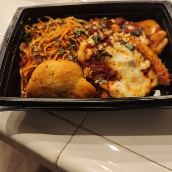 BJ's Restaurant & Brewhouse - Italian Chicken Parmigiana Pasta - New American Near Me - Reno, Nevada BJ's Restaurant & Brewhouse - Italian Chicken Parmigiana Pasta - New American Near Me - Reno, Nevada