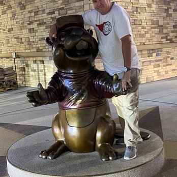 Buc-ee's - Hubby and new friend - Convenience Stores Near Me - Brunswick, Georgia Buc-ee's - Hubby and new friend - Convenience Stores Near Me - Brunswick, Georgia