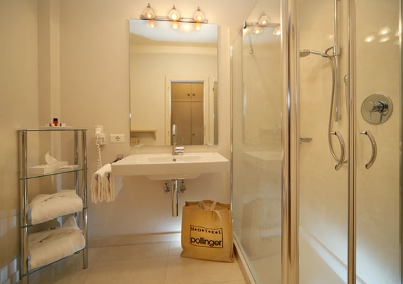 Hotel Pollinger in Meran by null