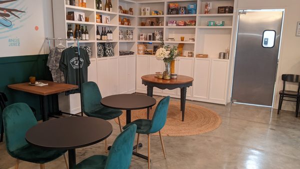Peoples Town Coffee Bar by null
