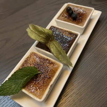 Le Grill Saint-Georges - Crème brûlée trio (4 out of 5) - Steakhouses Near Me - Mont-Tremblant, Quebec Le Grill Saint-Georges - Crème brûlée trio (4 out of 5) - Steakhouses Near Me - Mont-Tremblant, Quebec
