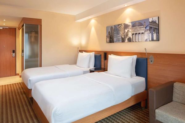 Hampton by Hilton Berlin City West by null