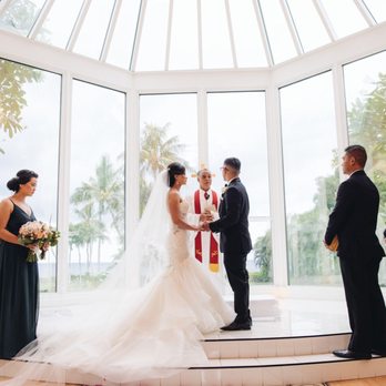 Paradise Cove Crystal Chapel - Wedding Planning Near Me - Kapolei, Hawaii Paradise Cove Crystal Chapel - Wedding Planning Near Me - Kapolei, Hawaii