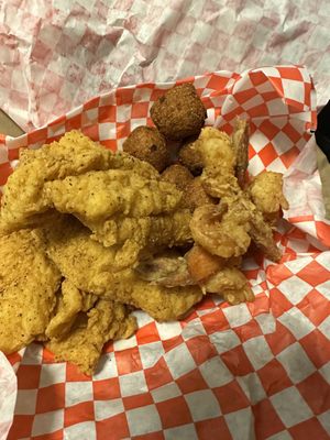 Mississippi Catfish by null