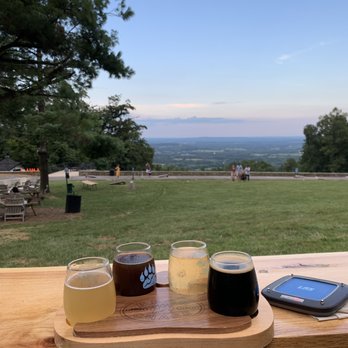 Bear Chase - Beer flight - Breweries Near Me - Bluemont, Virginia Bear Chase - Beer flight - Breweries Near Me - Bluemont, Virginia