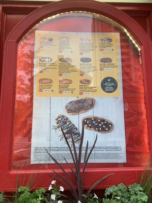 BeaverTails- Queues de Castor (Byward Market) by null
