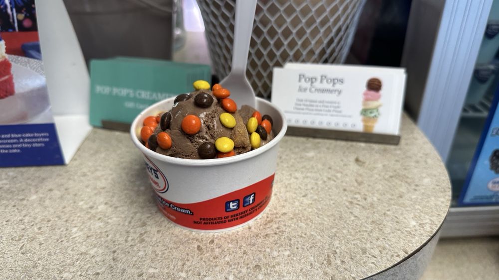 Pop Pop's Creamery Logo
