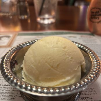 The Old Spaghetti Factory - Vanilla ice cream - Italian Near Me - Oklahoma City, Oklahoma